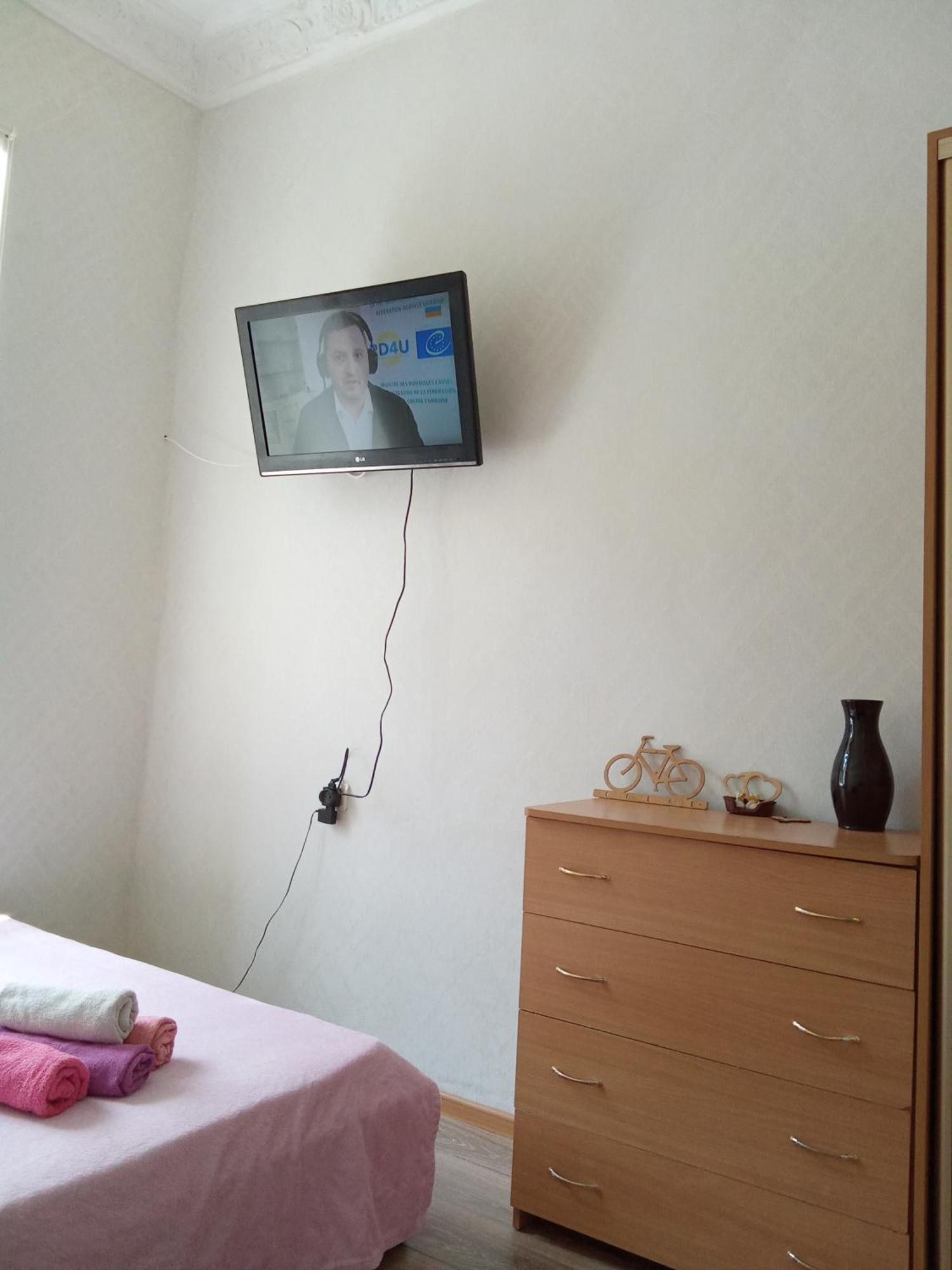 U Deribasovskoi * Odessa